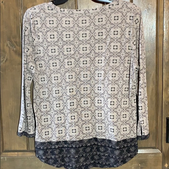 LUCKY BRAND Placed Scarf Top medium - Picture 7 of 7